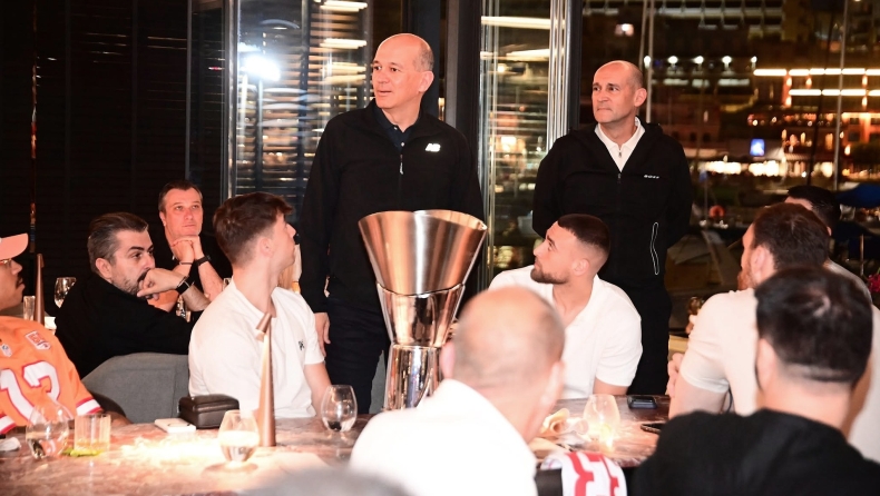 Ολυμπιακός: Γιόρτασε το πρωτάθλημα και την.EuroLeague στο εστιατόριο του Πίτερς