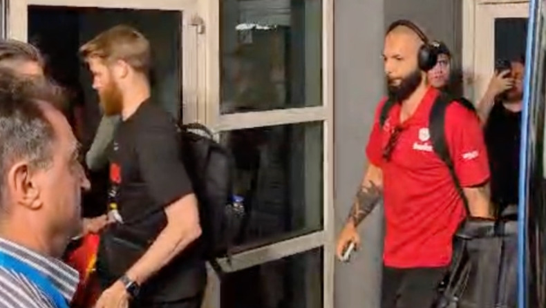 Παναθηναϊκός - Ολυμπιακός: Η άφιξη των «ερυθρόλευκων» στο T-Center