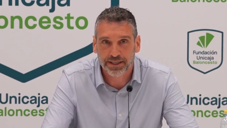 Το συγκινητικό αντίο του Ίμπον Ναβάρο: «Δεν θέλω να φύγω από τη Μάλαγα, αλλά πρέπει να το κάνω»!