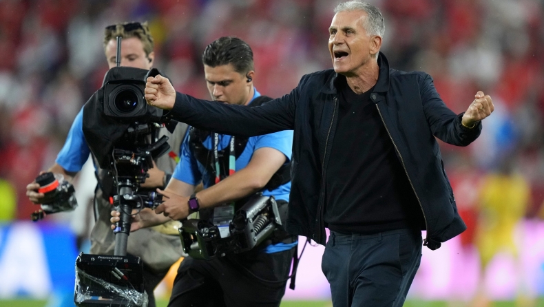 Γκάνα - Παναμάς 1-0: Έτρεξε στους οπαδούς ο 73χρονος Κεϊρόζ