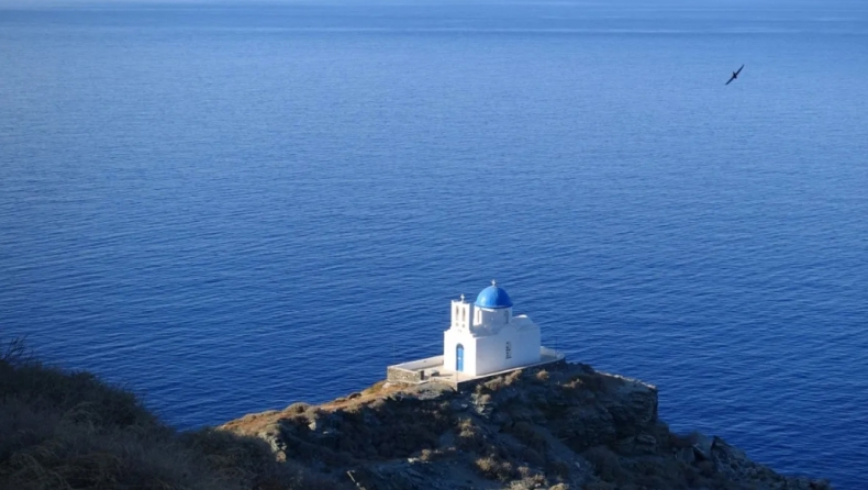 Σίφνος: Οδηγός Διακοπών - Οι παραλίες, το φαγητό και τα αξιοθέατα