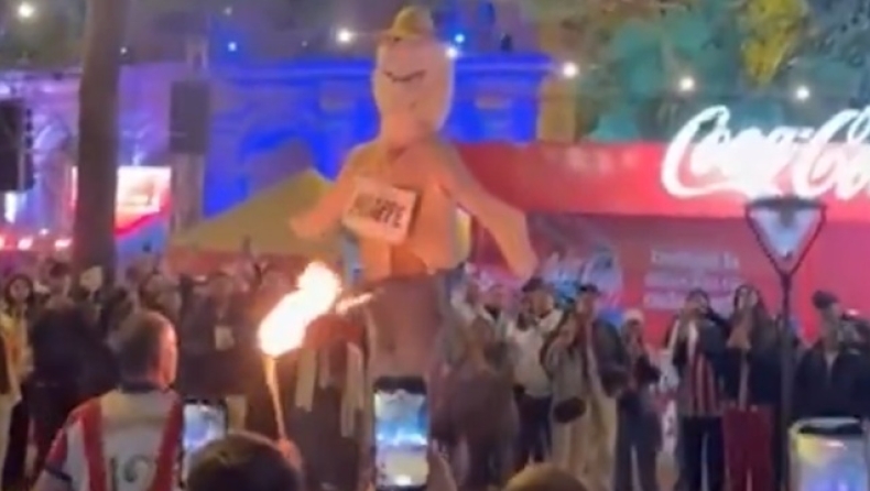 Μουντιάλ 2026: Έκαψαν ομοίωμα του Μπαπέ σε φεστιβάλ στην Παραγουάη