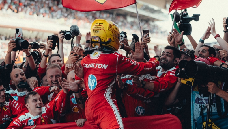 F1: Η αρμονία μεταξύ Χάμιλτον και Ferrari είναι καλύτερη από ποτέ