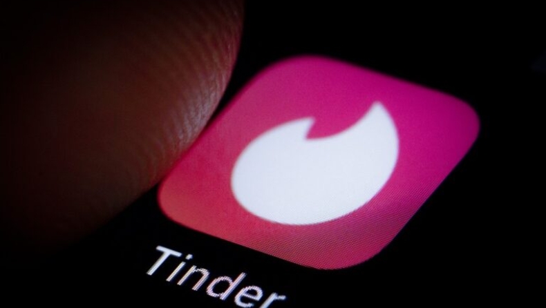 Το νέο φίλτρο του Tinder που φέρνει τα πάνω κάτω: «Θα προσθέσουν και φίλτρο βάρους;» 