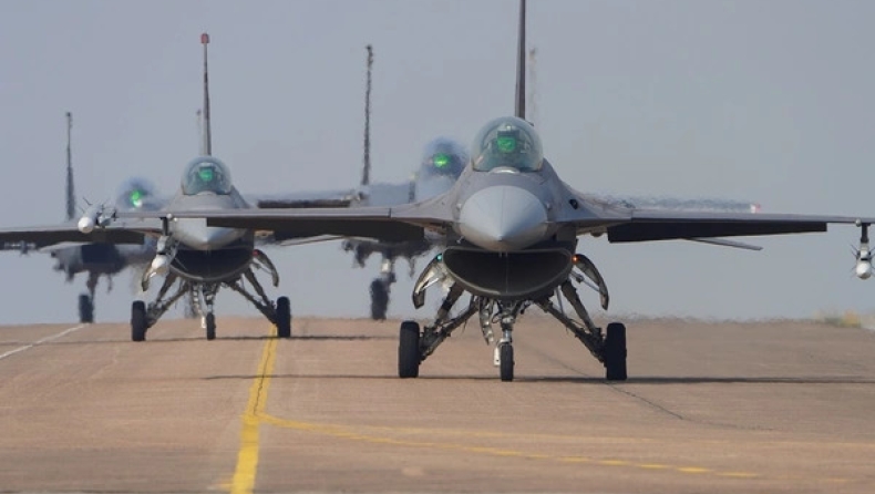 Συναγερμός στο Αιγαίο: Τουρκικά F-16 και CN-235 προκάλεσαν 10 παραβιάσεις