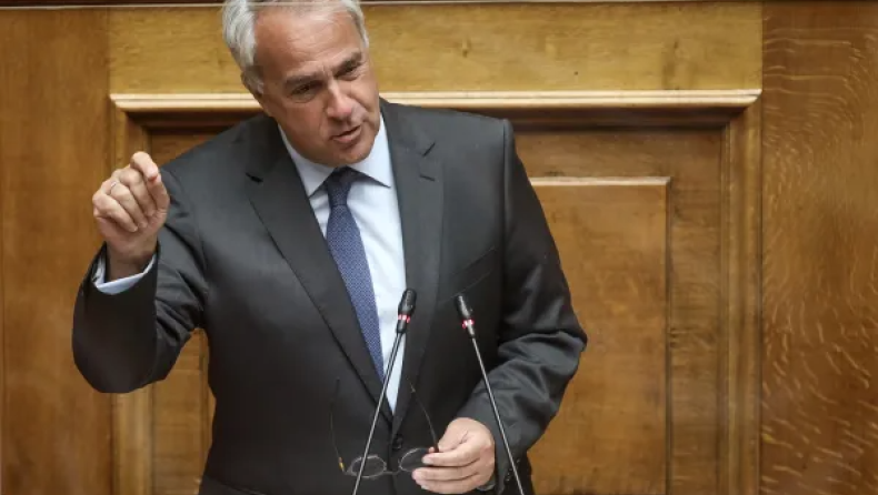 Μεταναστευτικό: Σάλος στη Βουλή για τη φράση «θα τ