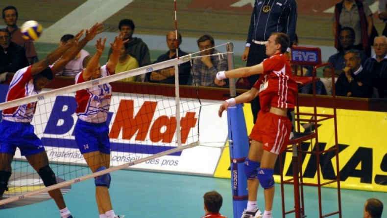 «Ερυθρόλευκος» Νοβότνι