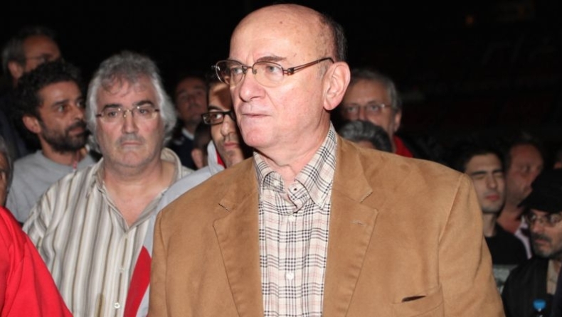 Bεντούρης: «Έκανε λάθη ο Τσακίρης»