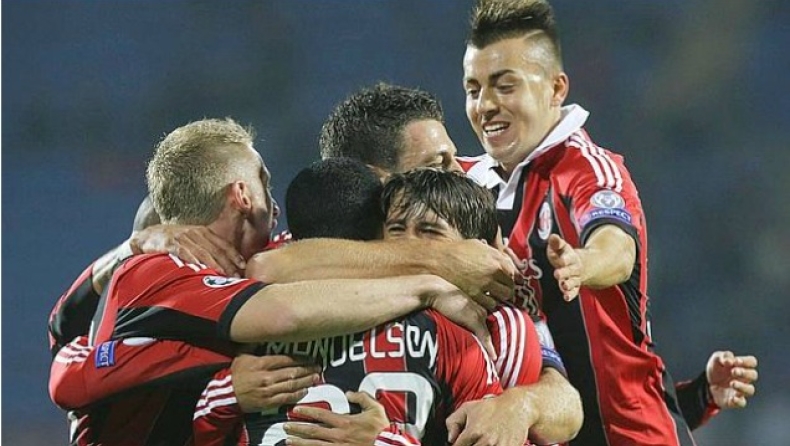 Εδειξε... φανέλα η Μίλαν! (vids)