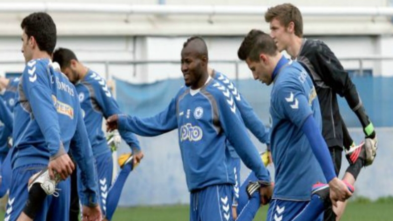 Τρεις off στον Ατρόμητο