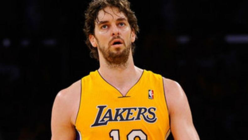 'Η προσαρμόζεσαι ή φεύγεις!