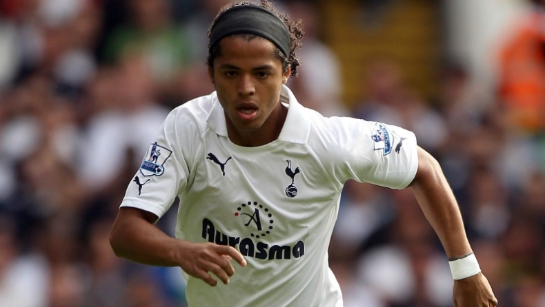 Έχει συμβόλαιο... αλλά δεν θέλει να έχει!