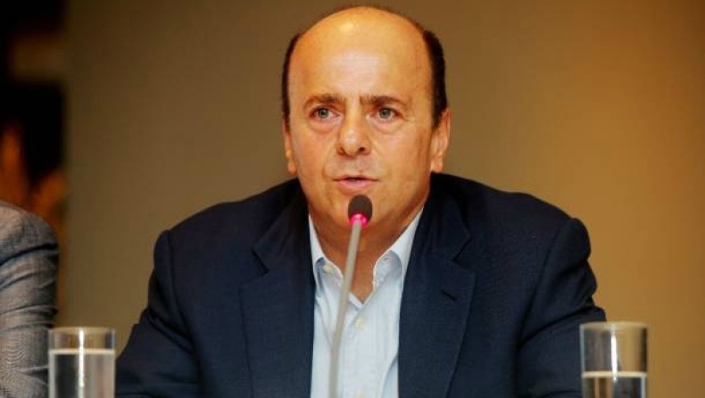 Νέες επαφές από Αλαφούζο