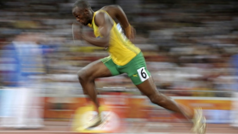 Ο άνθρωπος «αστραπή» (vids)