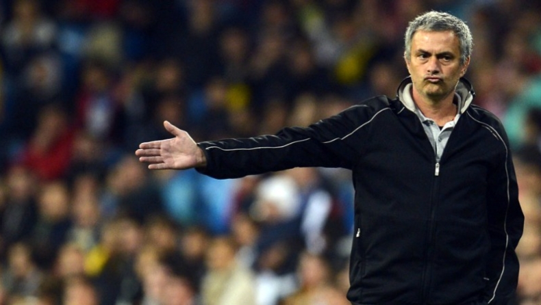 Ο Μουρίνιο ζήτησε φανέλα ΑΠΟΕΛ!