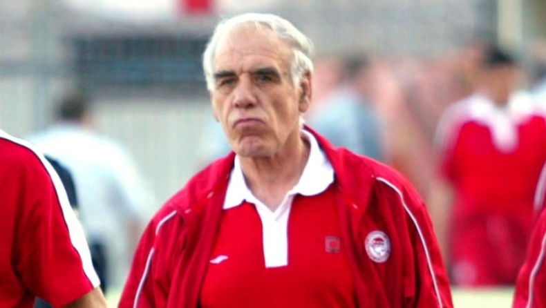 «Βατόμουρο» για Παπασταθόπουλο