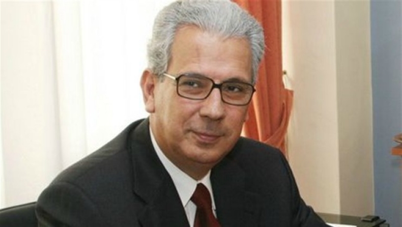 Τι λέει; «Yψηλός ο κατώτατος μισθός»!