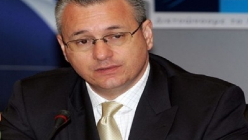 Τέλος και ο Μαρκόπουλος