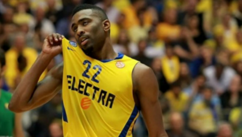 Ψάχνει για ψηλό, πιέζει Λάνγκφορντ