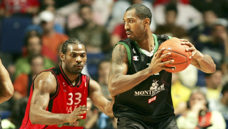 Ξανά στην Σιένα ο Θόρντον