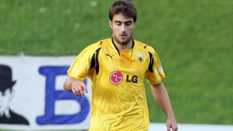 Παπασταθόπουλος: «Σεβαστείτε την ΑΕΚ»