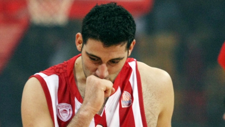 Δεν παίζει με Τσιμπόνα ο Μπουρούσης