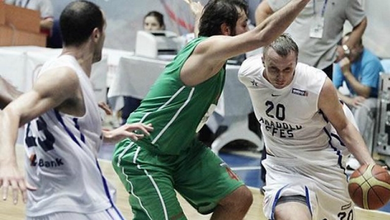 Άνετη πρόκριση η Εφές, στο 2-0 η Μπεσίκτας