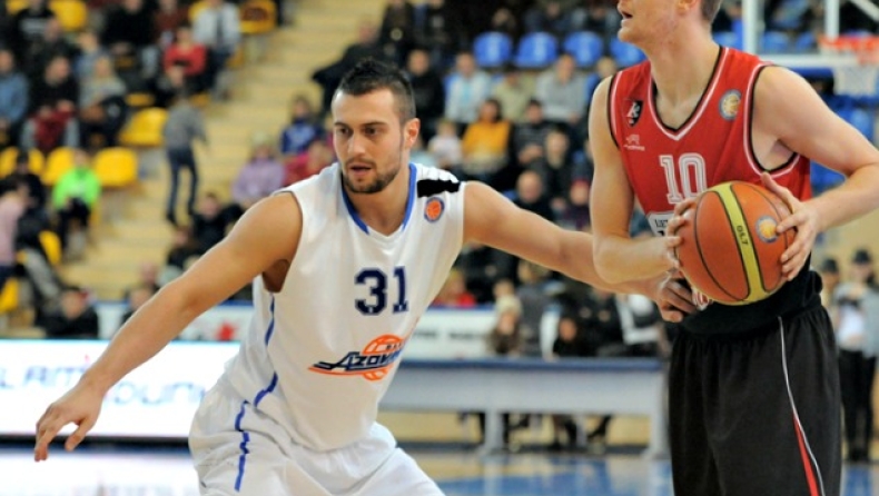 Tέλος από Αζόβμας ο Πάουνιτς