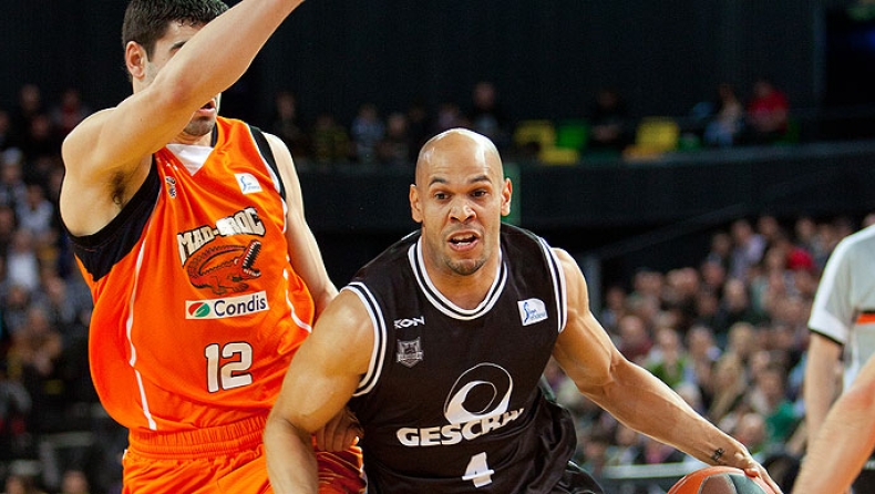 Απ' τη Μπιλμπάο στην Εστουντιάντες ο Φίσερ