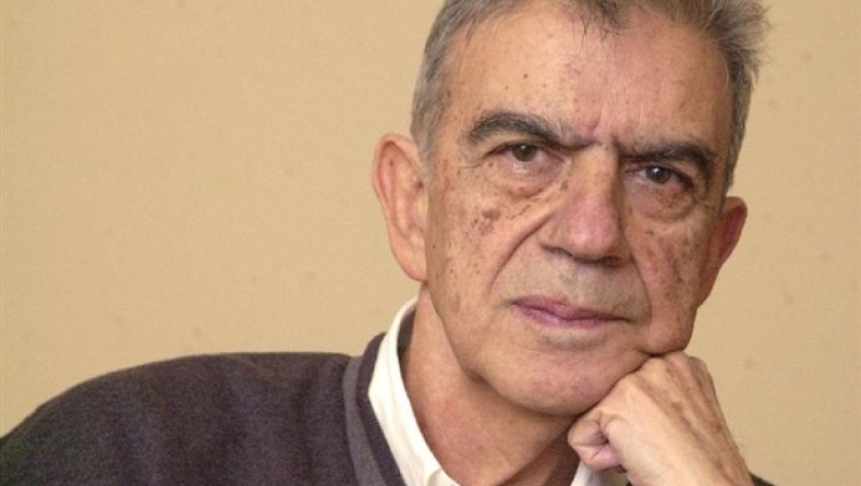 Ακροδεξιός χτύπησε τον Μ. Κουμανταρέ​α