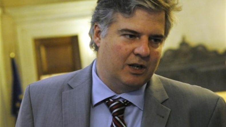 Αγωγή Μουρούτη στο left.gr
