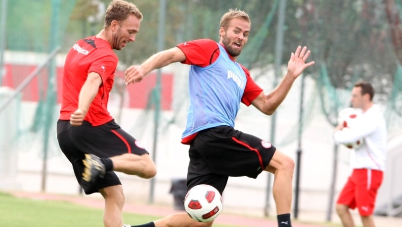 Τιμές σε Μέλμπεργκ, Ρόμενταλ