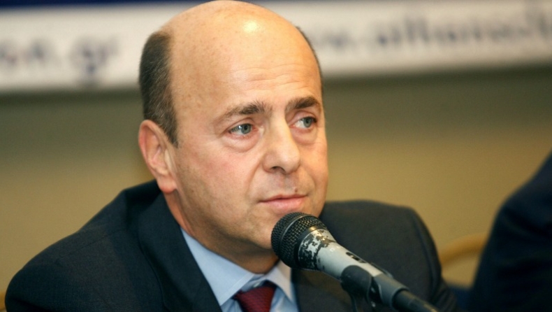 Δυναμική κίνηση Αλαφούζου!