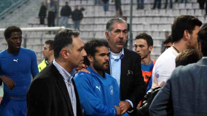 Έτοιμος να παραδοθεί