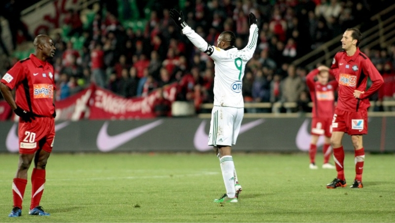 Πίνει... νερό στα Πηγάδια (vid)!