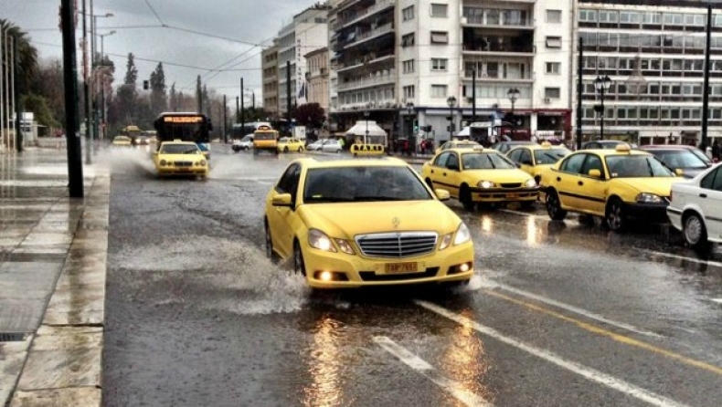 «Πισίνα» όλη η Αθήνα