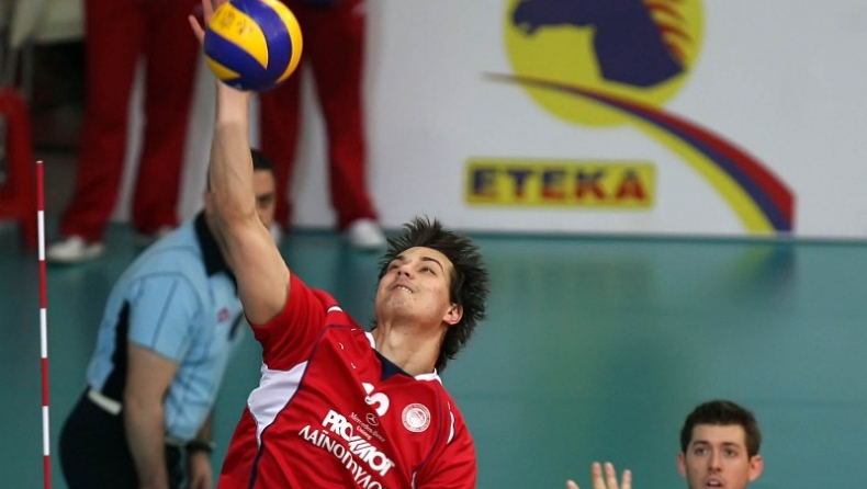 Τζούριτς: «Απλήρωτοι ένα χρόνο»