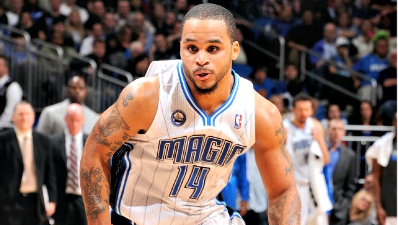 Δεν αφήσει τους Μάτζικ ο Νέλσον