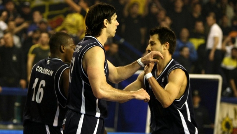 H Δόξα στη θέση του Ηρακλή