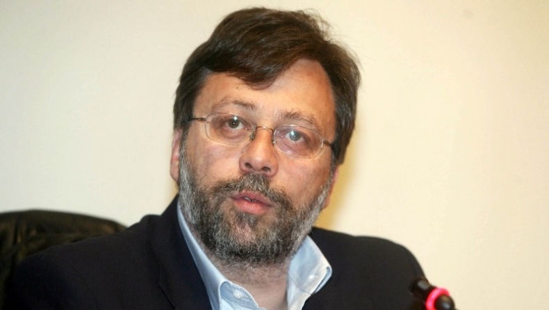 «Το σύστημα μας κυνηγάει!»