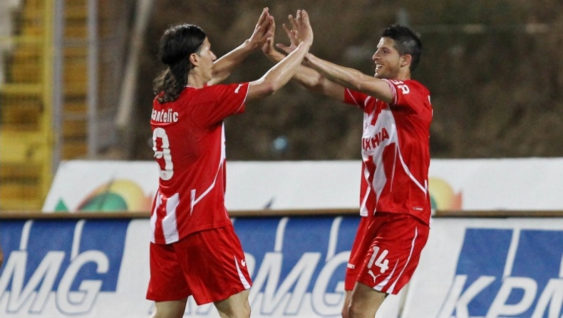 Φιλικών συνέχεια...