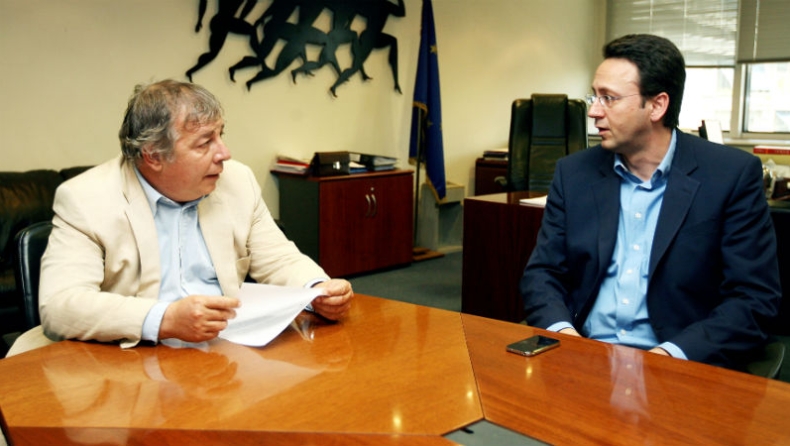 Τι μήνυμα στέλνουν;