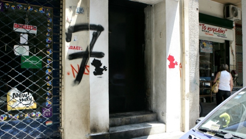 Μολότοφ και μαχαιριές στην Κυψέλη!