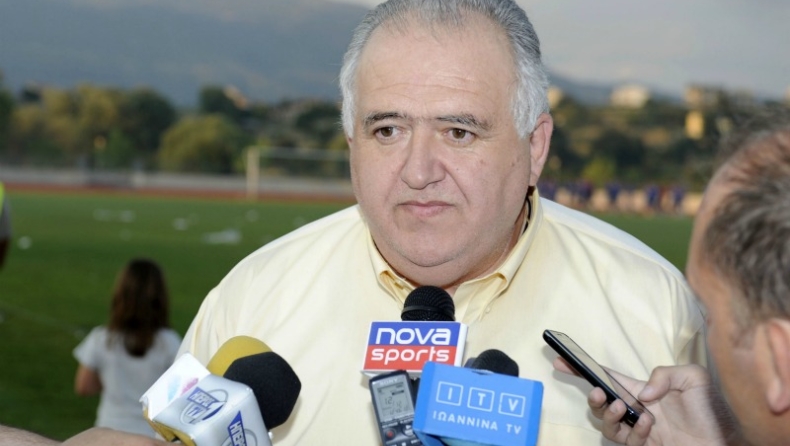 «Φεύγω γιατί σπιλώνομαι...»