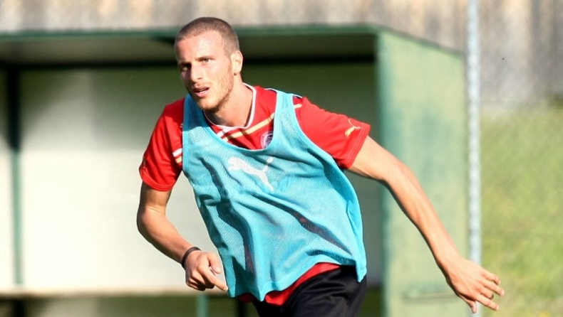 Κερδίζει πόντους ο Παπάζογλου