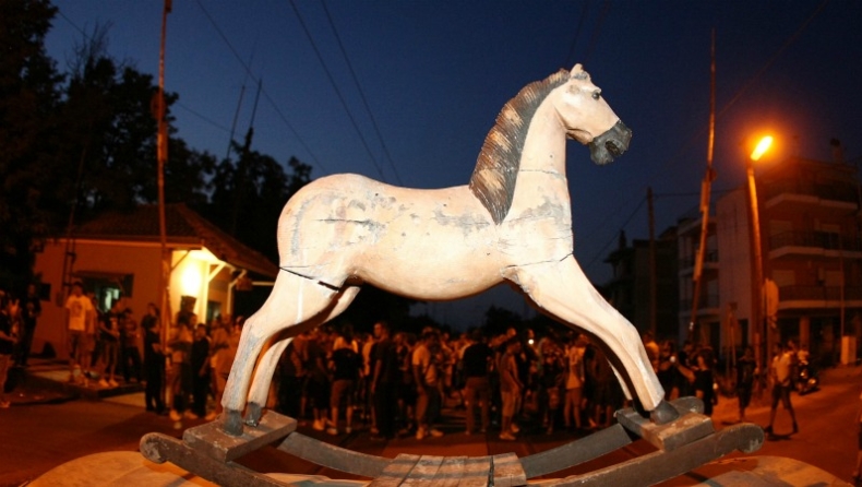 Νέα συγκέντρωση των οπαδών της ΑΕΛ!