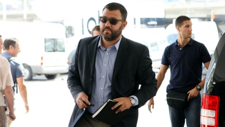 Παραιτείται (και) ο Κωνσταντινίδης