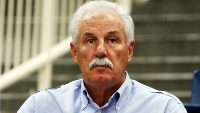 Θάλασσα, Ρήγας και διαιτητές!