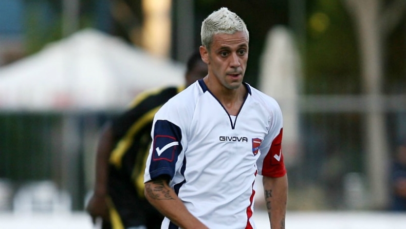 Τέλος ο Εστογιανόφ!