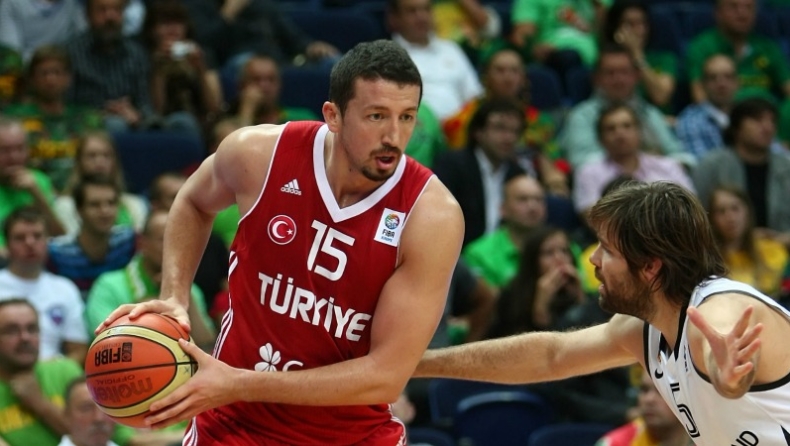 Χρόνο στην οικογένειά του ο Χέντο